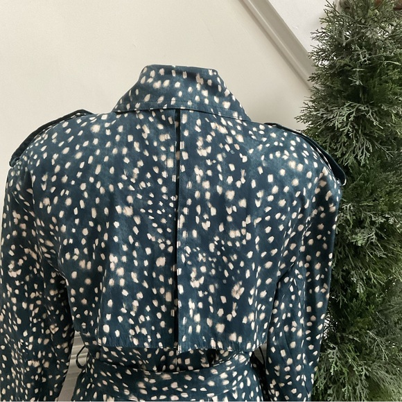 Ann Taylor Spotted Modern Trench Coat Size Large - Picture 12 of 16